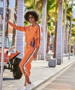 Bench. Sweatpants mit Kontraststreifen und Logobändern Dunkelblau, Creme, Mandarine -Bench Verkaufsgeschäft 0549876a 89f9 5051 8f55 b308236914ba