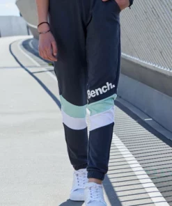 Bench. Sweathose mit farblichen Einsätzen 9 Bench. Sweathose mit farblichen Einsätzen -Bench Verkaufsgeschäft 133453be bbc5 5f55 8069 67d5e8075ff7