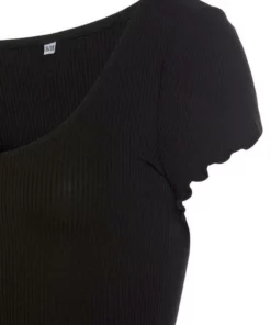 Bench. Kurzarmshirt aus weicher Rippware -Bench Verkaufsgeschäft 15ca35c8 cbe6 5e8d 82b1 4532ed890ee2