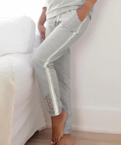 Bench. Relaxhose mit gestreiftem Bund und Glanzprint Grau-meliert, Mint, Apricot 18 Bench. Relaxhose mit gestreiftem Bund und Glanzprint Grau-meliert, Mint, Apricot -Bench Verkaufsgeschäft 22875644