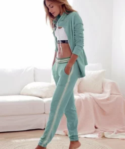 Bench. Relaxhose mit gestreiftem Bund und Glanzprint Grau-meliert, Mint, Apricot 16 Bench. Relaxhose mit gestreiftem Bund und Glanzprint Grau-meliert, Mint, Apricot -Bench Verkaufsgeschäft 22875675