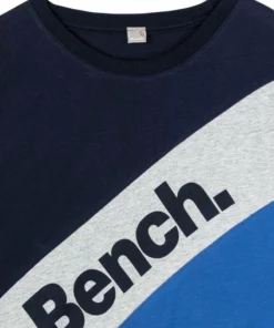 Bench. Pyjama mit aufwendig bedrucktem Oberteil -Bench Verkaufsgeschäft 2521aa34 8301 573c a3e3 5d27fd957fc6