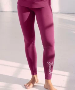 Bench. Leggings mit glitzernder Logostickerei auf dem Bein Marine, Beere -Bench Verkaufsgeschäft 29b35d7d aeb2 590d a7b8 3c45c4396ba9
