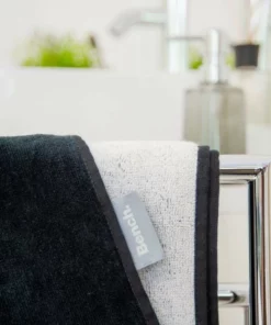 Bench. Strandtuch »Bench« (1-St), mit dekorativem "Bench" Schriftzug -Bench Verkaufsgeschäft 2d40cd46 505d 5a1f b901 085e713fa6c1