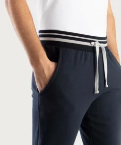 Bench. Relaxhose mit Logodruck auf dem Bein Khaki, Grau, Schwarz, Navy -Bench Verkaufsgeschäft 30e979f9 75e8 5dcf aa49 994740692a5f