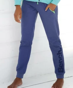 Bench. Relaxhose mit kontrastfarbenen Details Blau-meliert, Schwarz, Grau-meliert 19 Bench. Relaxhose mit kontrastfarbenen Details Blau-meliert, Schwarz, Grau-meliert -Bench Verkaufsgeschäft 32942681