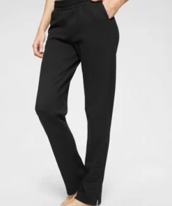 Bench. Relaxhose aus Piqué mit 3D-Logoschriftzug Black, Ecru, Old rose -Bench Verkaufsgeschäft 34422920