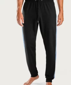 Bench. Relaxhose mit aufgesetzten Streifen an der Seite -Bench Verkaufsgeschäft 34484519