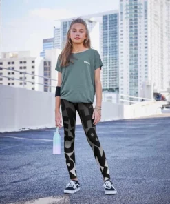 Bench. T-Shirt in weicher Viskose -Bench Verkaufsgeschäft 36525033