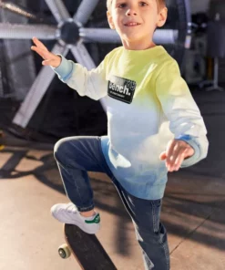 Bench. Sweatshirt »mit Farbverlauf« 9 Bench. Sweatshirt »mit Farbverlauf« -Bench Verkaufsgeschäft 39fa2eb0 114f 5874 922a 23ed977ce6c6