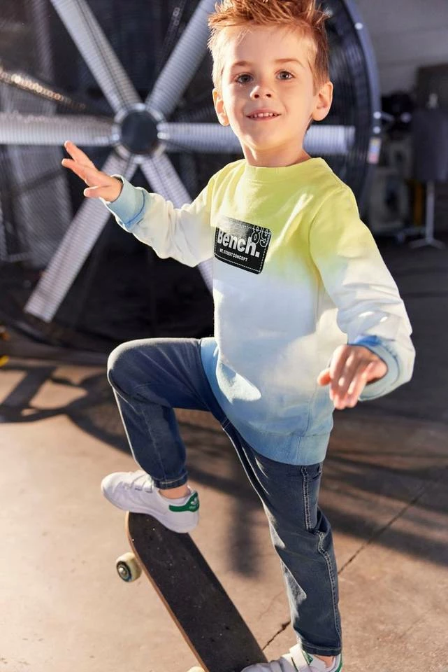 Bench. Sweatshirt »mit Farbverlauf« 5 Bench. Sweatshirt »mit Farbverlauf« – Bild 5