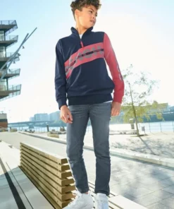 Bench. Sweatshirt »mehrfarbig« -Bench Verkaufsgeschäft 3e4c14c1 bc25 5e3a 9b14 2a752ce10791