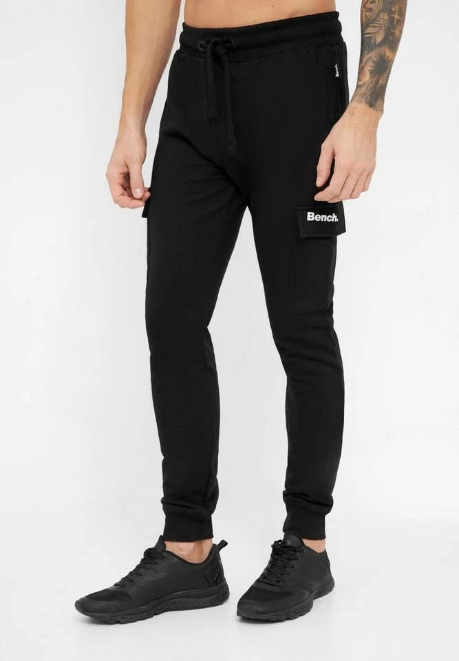 Bench. Jogginghose »Fargo« Stickerei, weiches Innenfinish Grey marl, Schwarz 12 Bench. Jogginghose »Fargo« Stickerei, weiches Innenfinish Grey marl, Schwarz – Bild 12