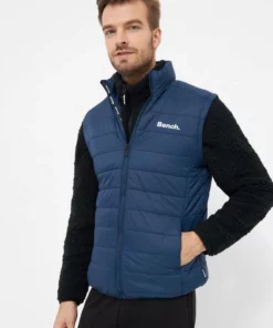 Bench. Steppweste »Bullard« Tierfreie Produktion, leichtes Material, Logoprint Schwarz, Navy, Charcoal, Red -Bench Verkaufsgeschäft 44870c05 80d4 5a3e a06c eb56c757532c