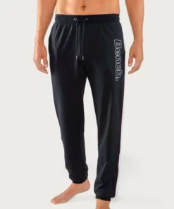 Bench. Relaxhose mit aufgesetzten Streifen an der Seite und Logodruck -Bench Verkaufsgeschäft 4943c5e0 22b1 5d28 8e6f 5cc90b726598