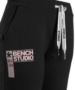 Bench. Jogginghose mit Logodruck Schwarz, Grau, Altrosa -Bench Verkaufsgeschäft 56bed602 5ac2 5460 84fc 1a4f9167e2fc