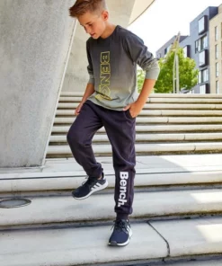 Bench. Langarmshirt »DARK&BRIGHT« 9 Bench. Langarmshirt »DARK&BRIGHT« -Bench Verkaufsgeschäft 6470cda5 4346 501e aa5b ad7a6b57e1fd 1