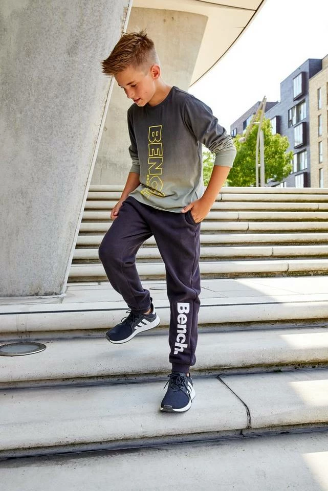 Bench. Langarmshirt »DARK&BRIGHT« 5 Bench. Langarmshirt »DARK&BRIGHT« – Bild 5