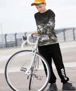 Bench. Kapuzenshirt »tarnfarben« -Bench Verkaufsgeschäft 69afd1c8 0c2e 5101 9343 a76c5806e049