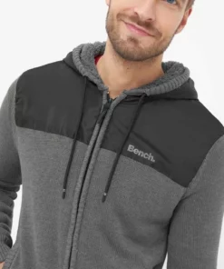 Bench. Funktionsjacke »Dillo« Eleganter Rippstrick, Stickerei Schwarz, Charcoal Marl -Bench Verkaufsgeschäft 6eeeefc8 d485 55f5 aa11 8b4ea69ad702