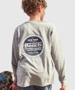 Bench. Langarmshirt »mit Ärmel-und Rückendruck«