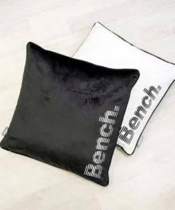 Bench. Dekokissen »Bench«, Kissenhülle mit Wendemotiv und Rundum-Paspel