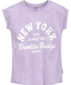 Bench. T-Shirt mit schönem Druck -Bench Verkaufsgeschäft 7a238965 ba63 55d4 9d71 16c0788e1a50