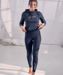 Bench. Leggings mit glitzernder Logostickerei auf dem Bein Marine, Beere -Bench Verkaufsgeschäft 7fb349b6 3356 51c2 b0c5 7d5295075f52