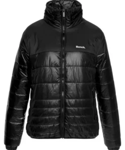 Bench. Steppjacke mit integrierter Kapuze im Kragen -Bench Verkaufsgeschäft 8024c672 724e 50e5 98a0 ac9ab0799793