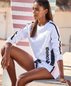 Bench. Sweater kurze Form mit Kontraststreifen Weiß, Schwarz, Rauchrosa 17 Bench. Sweater kurze Form mit Kontraststreifen Weiß, Schwarz, Rauchrosa -Bench Verkaufsgeschäft 8149a440 c14b 52d5 8185 77967accf96a