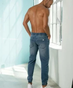 Bench. Jogger Pants in Jeansoptik Schwarz, Jeansblau -Bench Verkaufsgeschäft 89d406e8 37b2 5f29 aada 1aec30e1cd44