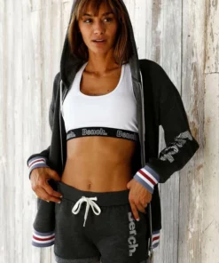 Bench. Kapuzensweatjacke mit gestreiften Bündchen -Bench Verkaufsgeschäft a298ebc0 c693 58db 99f6 3db4d8c1d4c9