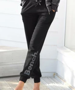 Bench. Relaxhose mit Logoprint Schwarz, Anthrazit-meliert 17 Bench. Relaxhose mit Logoprint Schwarz, Anthrazit-meliert -Bench Verkaufsgeschäft b1b0489b 5a4c 51ab ba66 94c37b003bf7