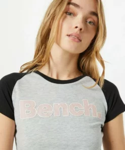Bench. T-Shirt »TRINA« (1-tlg) -Bench Verkaufsgeschäft b3842ee4 109b 5adb 8544 83b3cb7d5465
