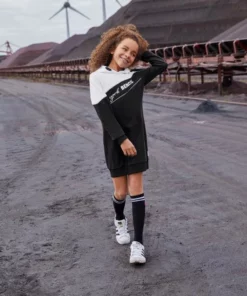 Bench. Sweatkleid mit Kapuze 7 Bench. Sweatkleid mit Kapuze -Bench Verkaufsgeschäft bb232f28 2089 5324 9e3e da2216860a20