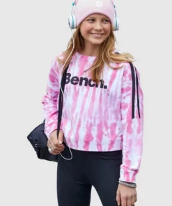 Bench. Fledermausshirt in kurzer Form