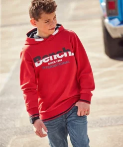 Bench. Kapuzensweatshirt mit gestreiften Bündchen 10 Bench. Kapuzensweatshirt mit gestreiften Bündchen -Bench Verkaufsgeschäft de446e34 8137 5e43 8b5e 62a575e853ec