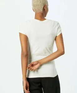 Bench. T-Shirt »Leora« (1-tlg) -Bench Verkaufsgeschäft e2581b90 11b9 5a19 a171 4bb2bbf61757