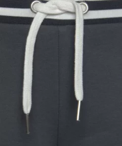 Bench. Sweatshorts mit Logodruck in Metalloptik Creme, Stein -Bench Verkaufsgeschäft e9b595fb 81e8 51a2 b85a cadc3f3c428b