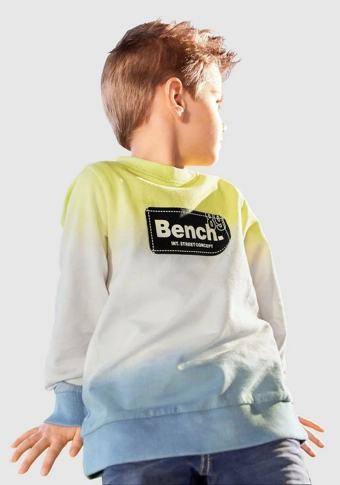 Bench. Sweatshirt »mit Farbverlauf« 1 Bench. Sweatshirt »mit Farbverlauf«